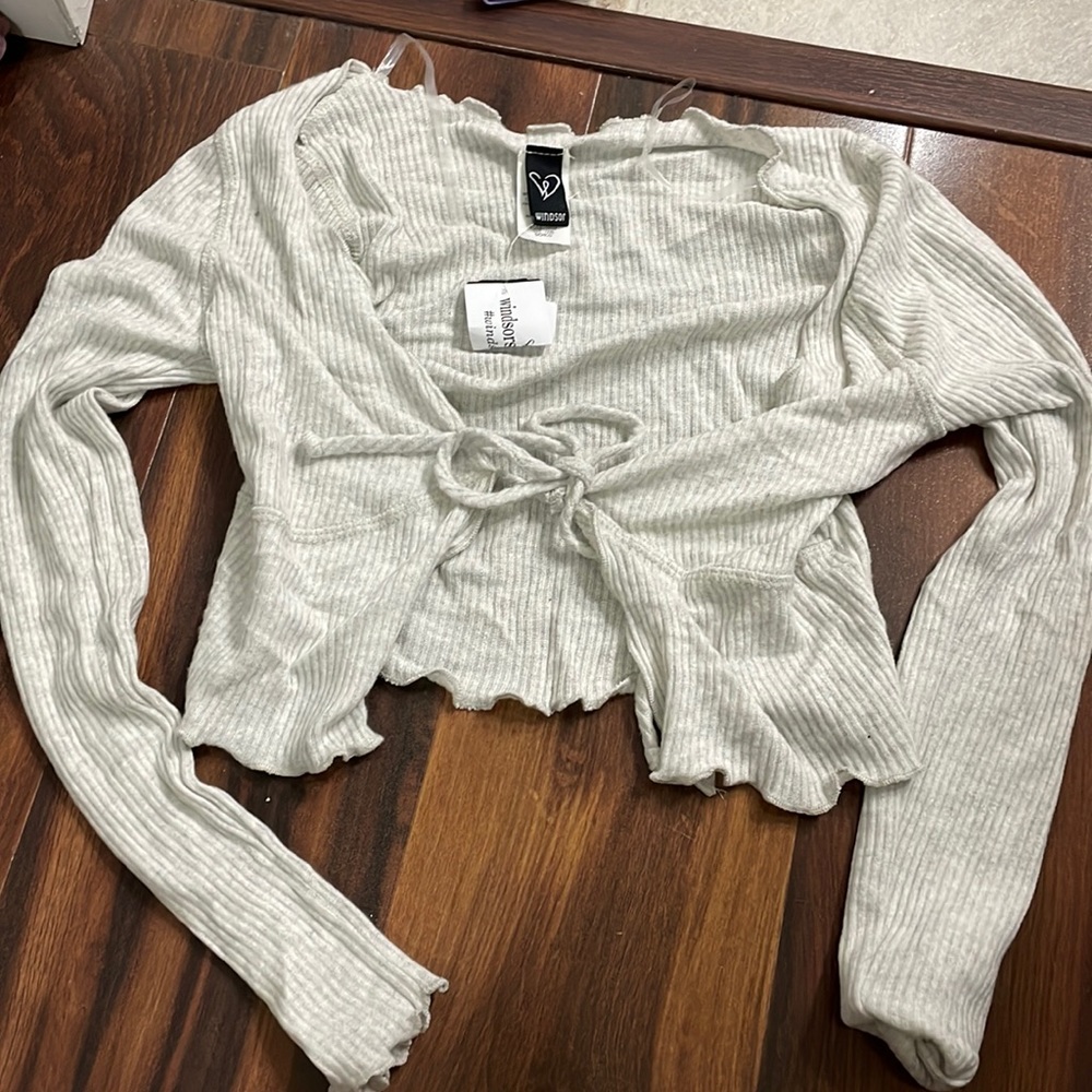 Windsor tie front long sleeve